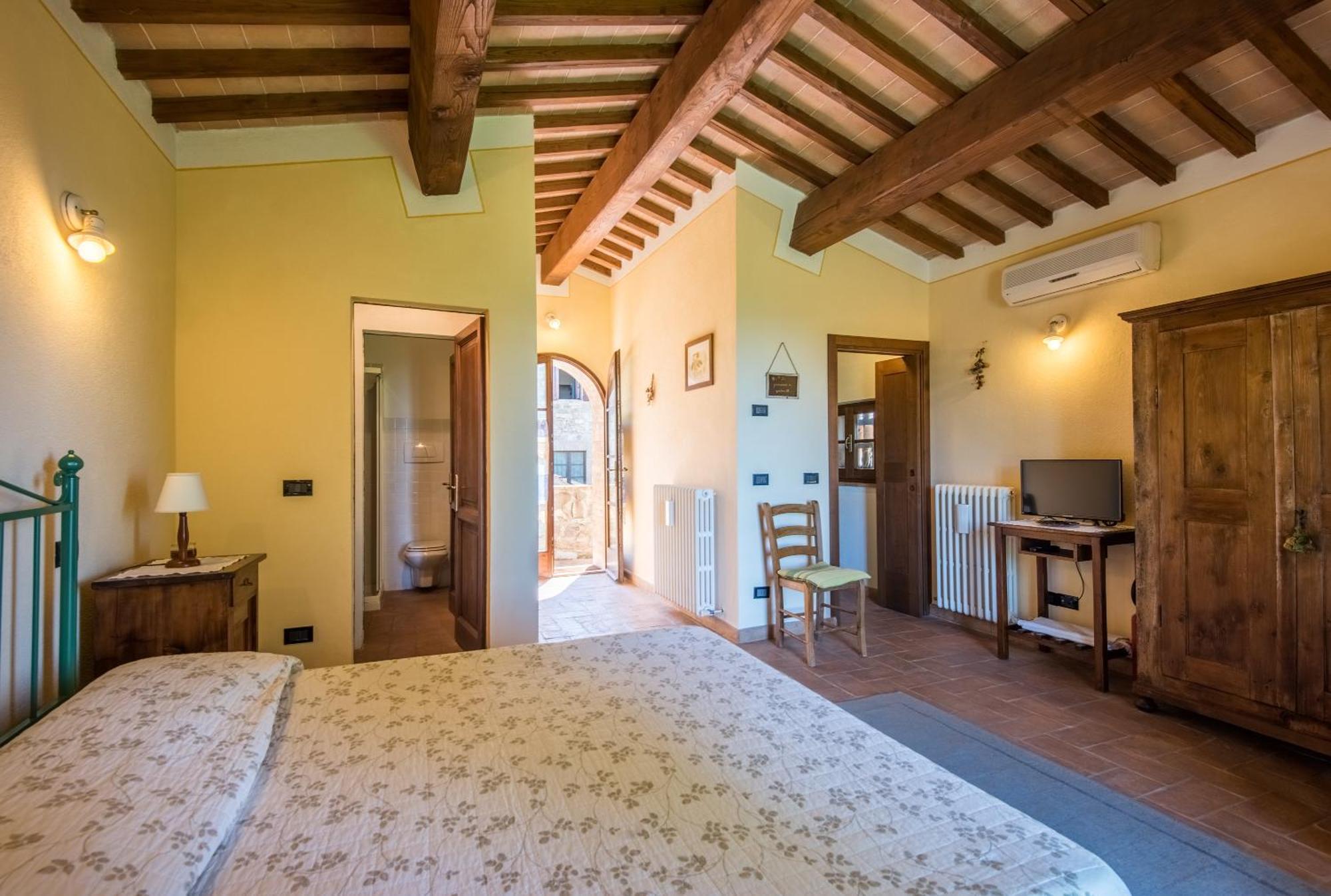 Ginepro Apartment Podere Giardino Montalcino Luaran gambar